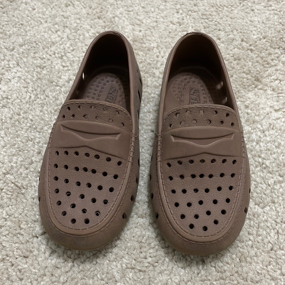 Floafers